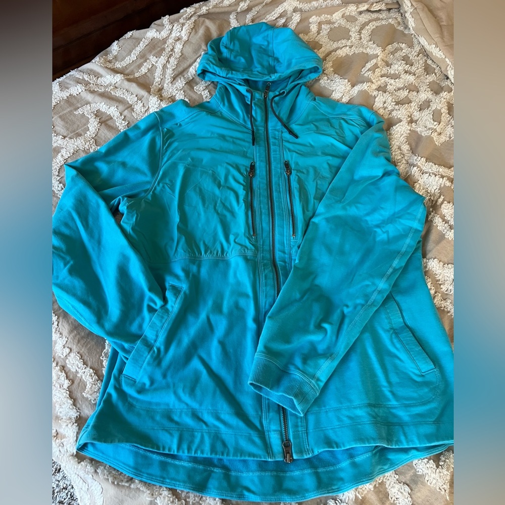 Lululemon teal hooded zip up sweatshirt. Size XL